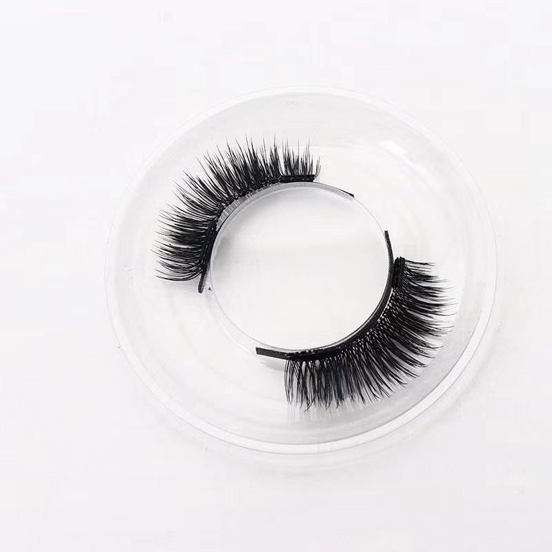 Reusable Magnetic Self-Adhesive Eyelashes No Eyeliner or Glue Needed False Lashes Stable and Easy to Put on Natural Look and Waterproof Fake Eyelashes